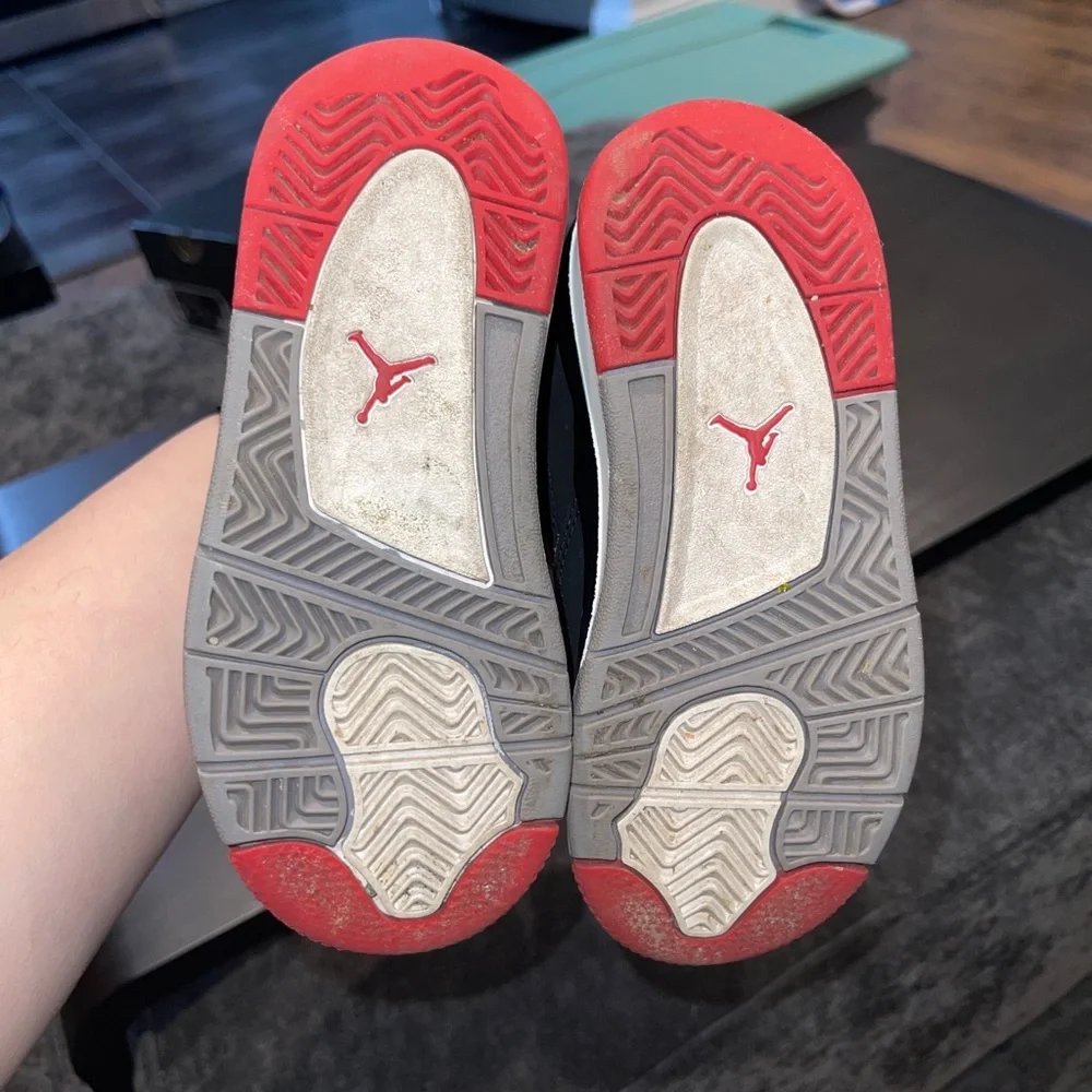 NIKE Air Jordan 4 Retro TD BRED (2019) BQ7670-060 Size 9c Good Condition No Box - Picture 10 of 10